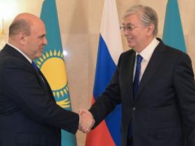 «Ресей мен Қазақстан дос»: Тоқаев Премьер-министр Мишустинмен кездесті